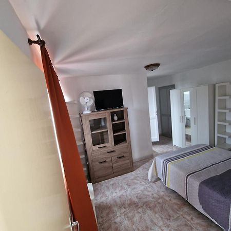 Apartamento La Roca Con Buena Ubicacion Puerto de la Cruz  Eksteriør bilde